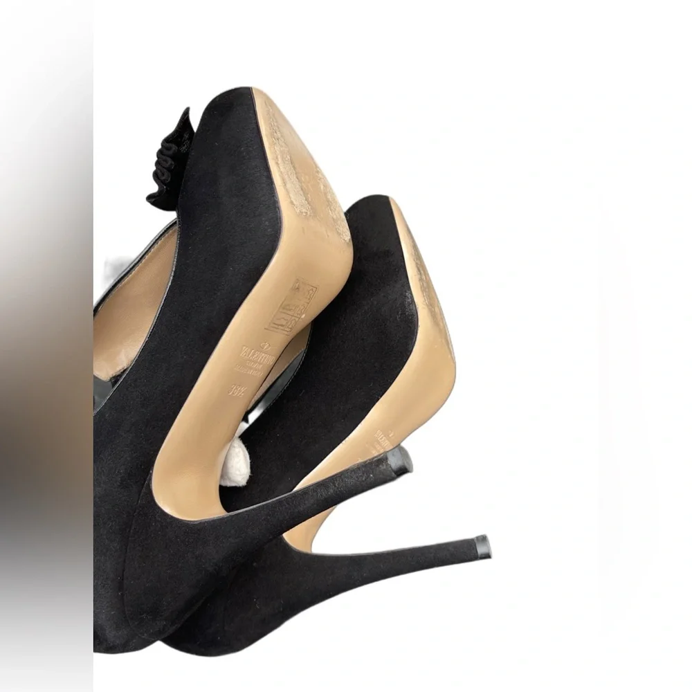 ❌SOLD❌Valentino Garavani Black Suede Peep-Toe Stiletto Platform Pumps - Picture 14 of 17